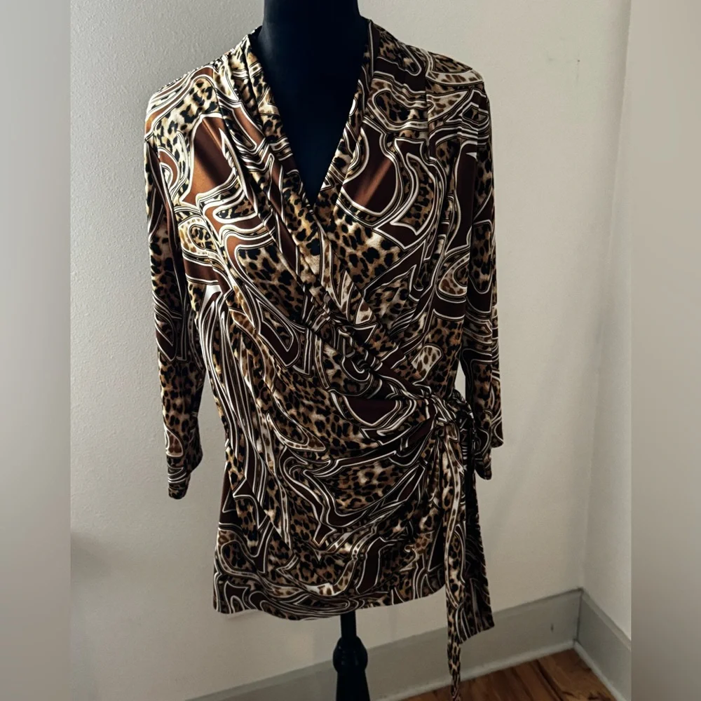Carmen Marc Valvo Animal Print‎ Wrap Blouse top 3/4 sleeves Sz XL